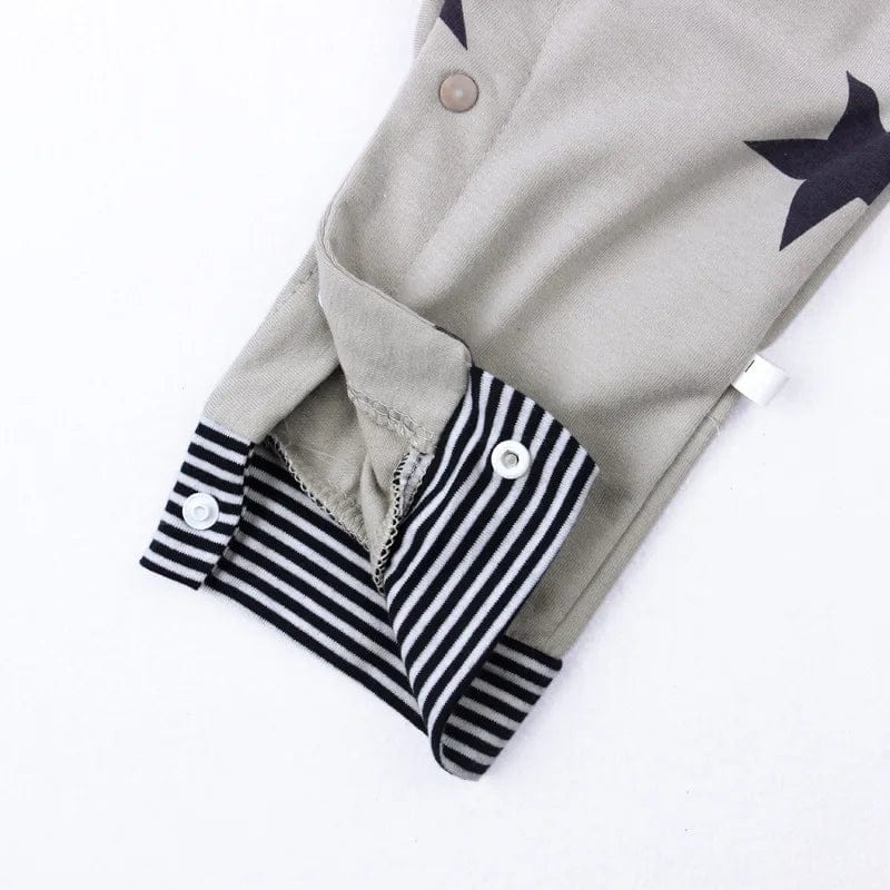 Ensemble Salopette et Bonnet Bébé avec Étoiles - Confort et Style Assurés - Salopette Mania